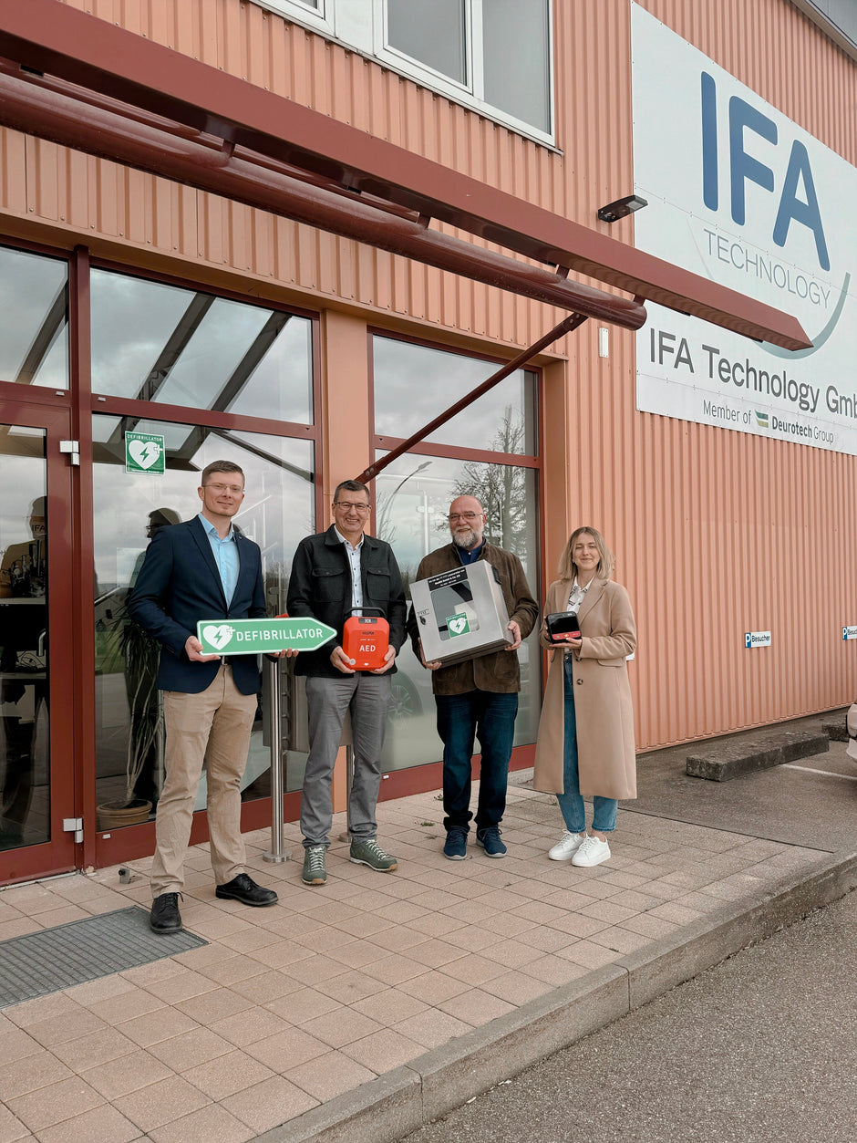 IFA Technology GmbH bestellt den 77.777. Defibrillator von MedX5 und P